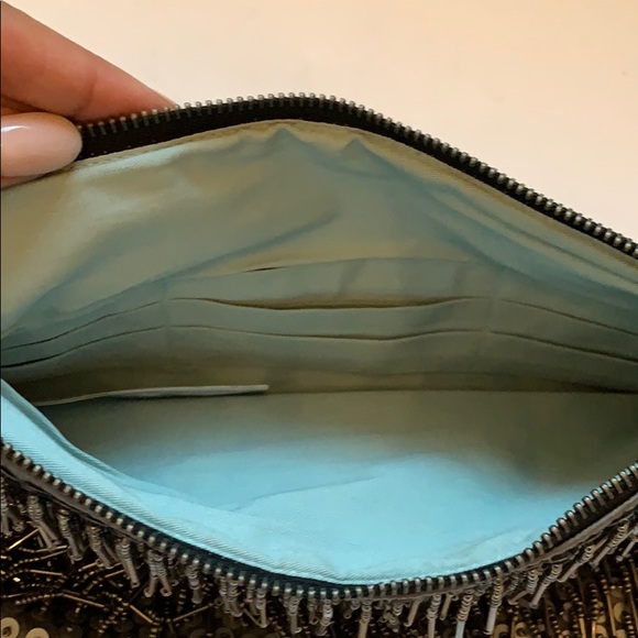 Clutch - Picture 2 of 3